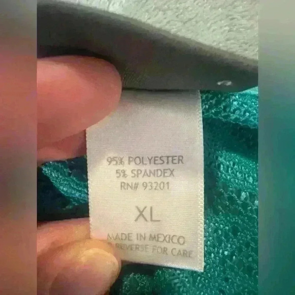 Women’s Green Dots Blouse - Picture 7 of 7